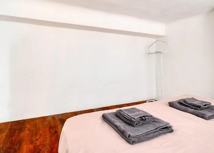 Apartment Ideal Rent - Viale Corsica 41 *